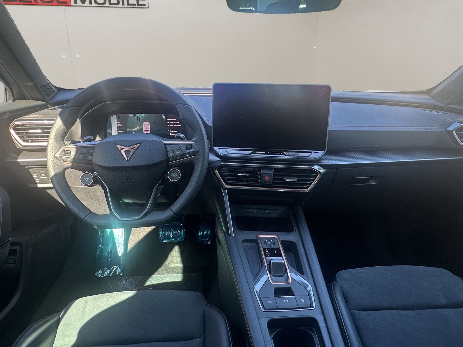 Fahrzeugabbildung CUPRA Formentor VZ 1.5 TSI e-Hybrid 200 kW