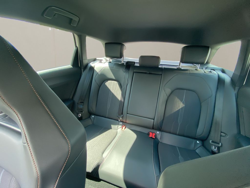 Fahrzeugabbildung CUPRA Leon Sportstourer 2.0 TSI 4Drive DSG VZ