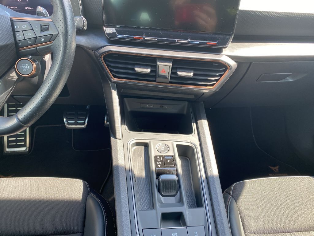 Fahrzeugabbildung CUPRA Leon Sportstourer 2.0 TSI 4Drive DSG VZ