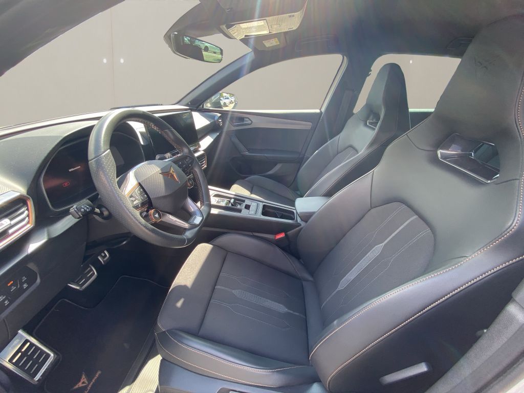 Fahrzeugabbildung CUPRA Leon Sportstourer 2.0 TSI 4Drive DSG VZ