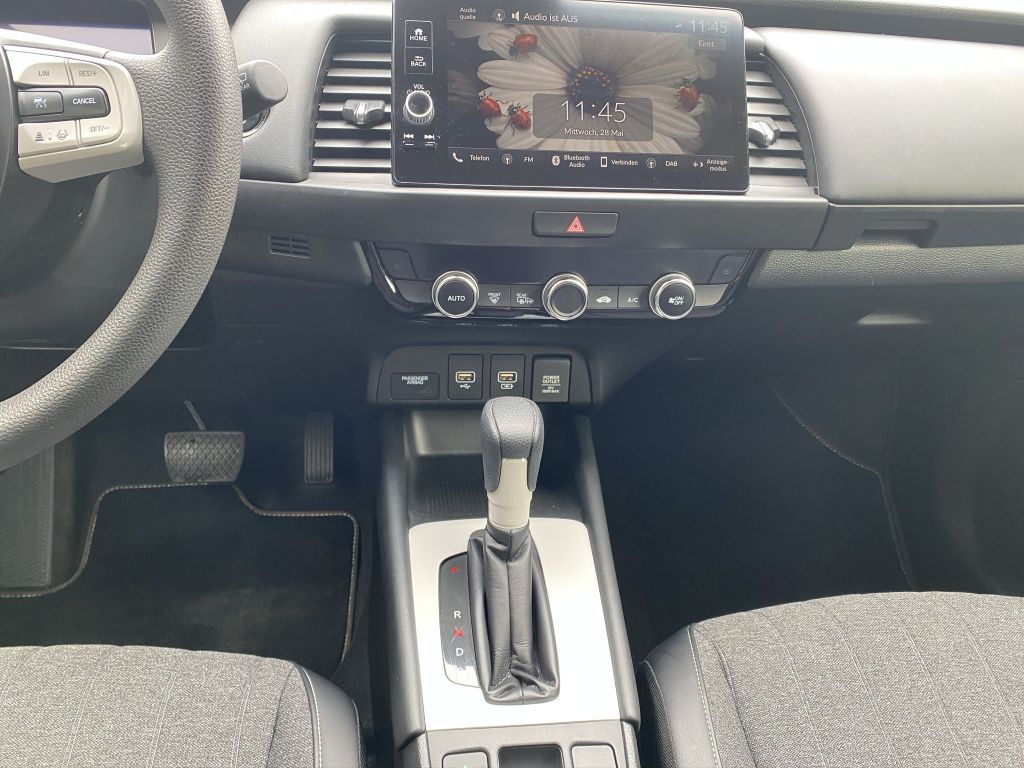 Fahrzeugabbildung Honda Jazz 1.5i-MMD e-CVT Elegance