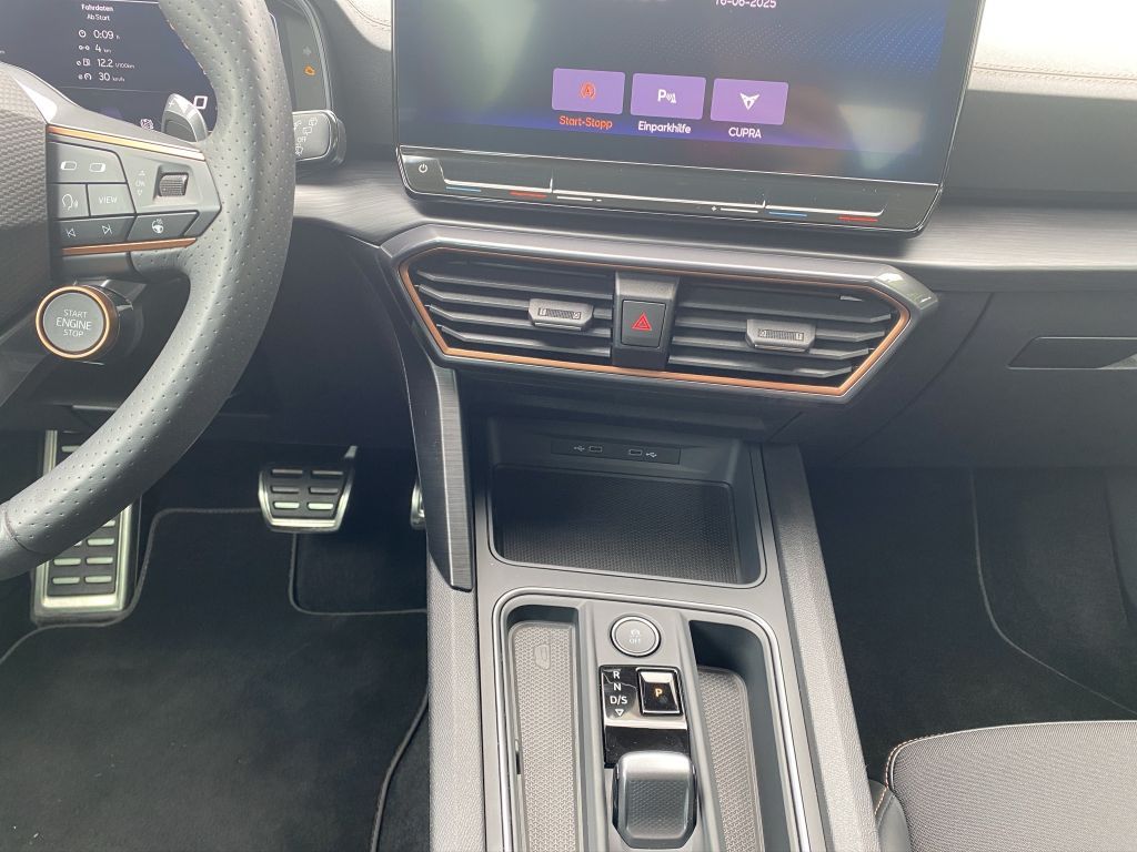 Fahrzeugabbildung CUPRA Formentor VZ 2.0 TSI 4Drive DSG