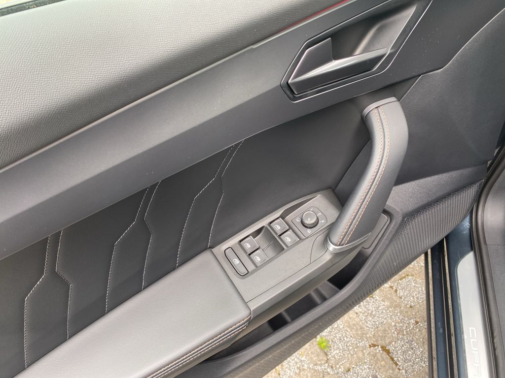 Fahrzeugabbildung CUPRA Formentor VZ 2.0 TSI 4Drive DSG