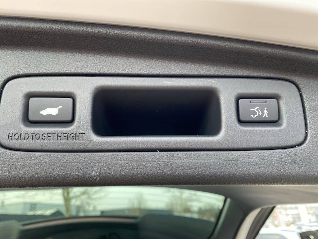 Fahrzeugabbildung Honda CR-V e:HEV 2.0 i-MMD Hybrid AWD Elegance (RS)