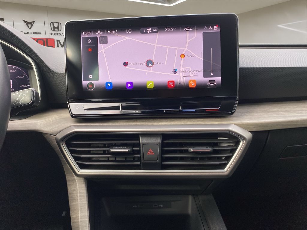 Fahrzeugabbildung SEAT Leon 1.5 eTSI ACT OPF DSG Xcellence