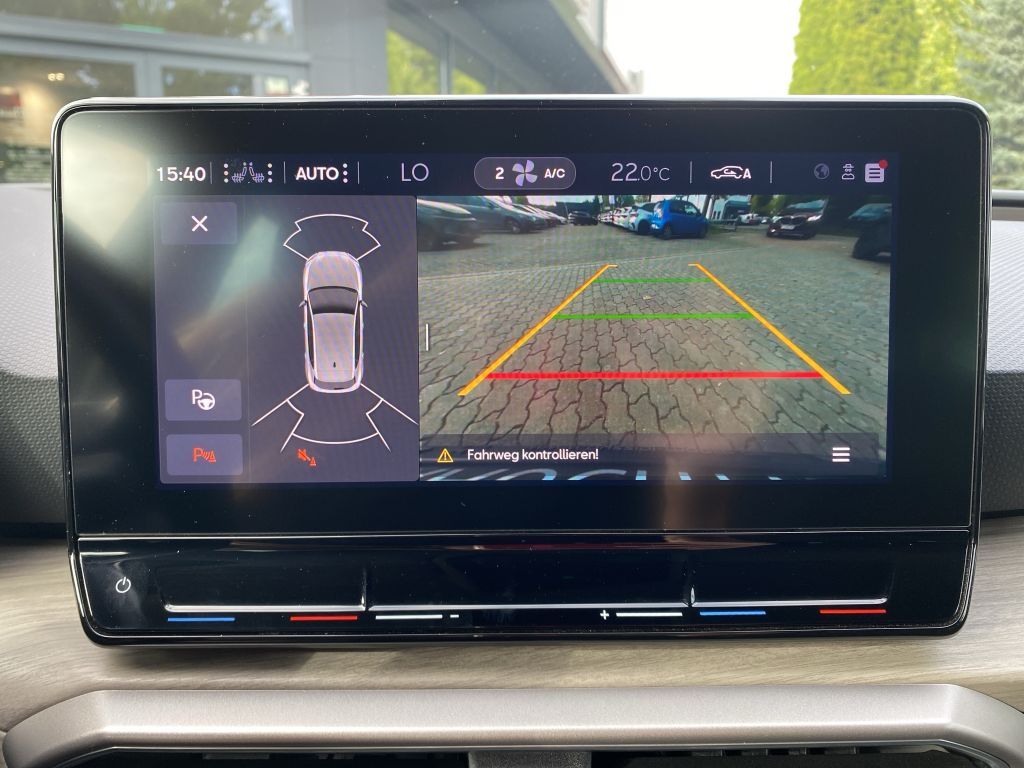 Fahrzeugabbildung SEAT Leon 1.5 eTSI ACT OPF DSG Xcellence