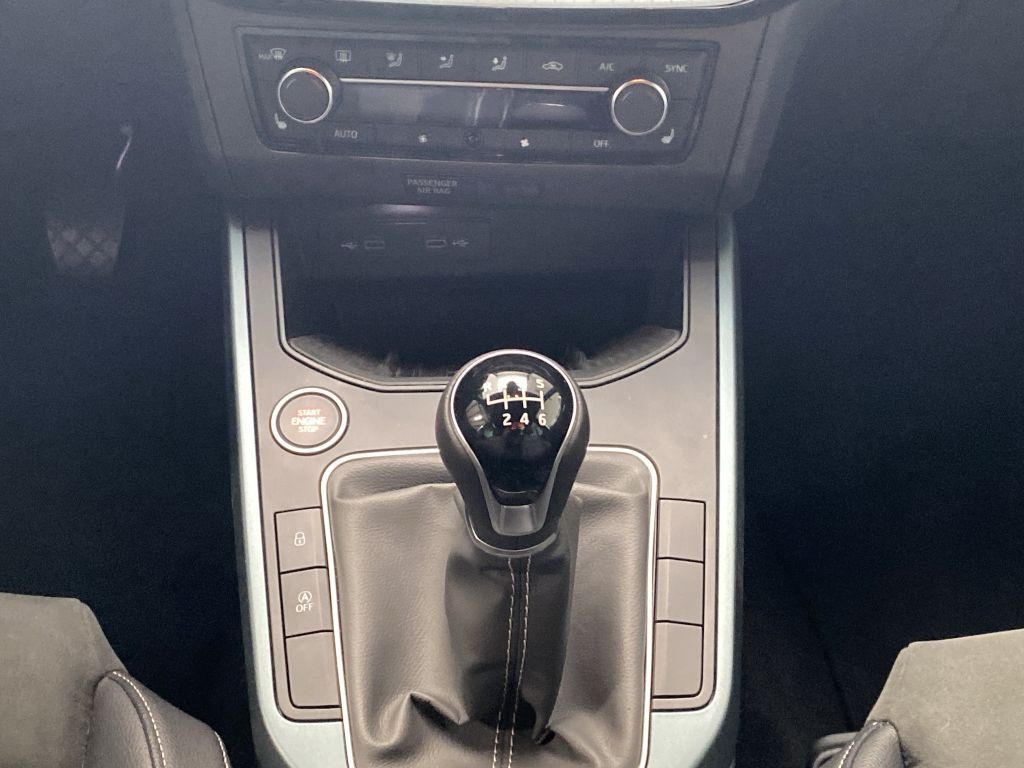 Fahrzeugabbildung SEAT Arona 1.0 TSI OPF Xperience