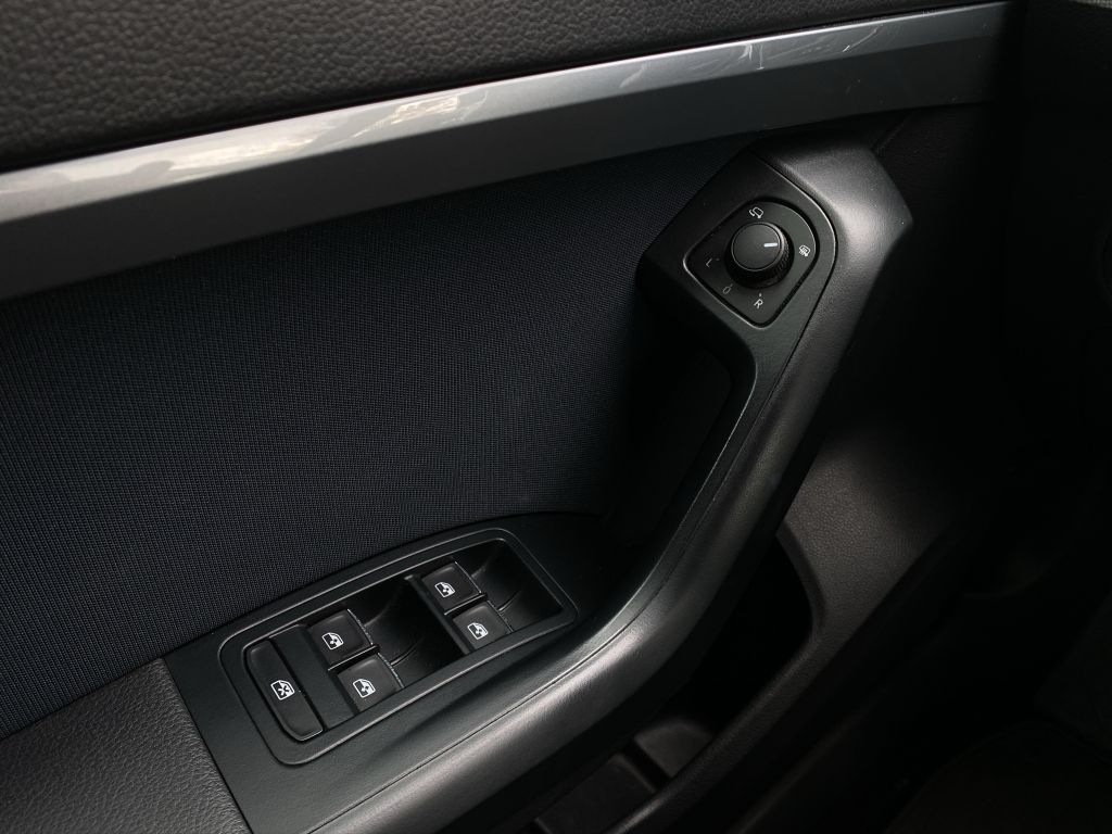 Fahrzeugabbildung SEAT Ateca 1.4 ECO TSI STYLE