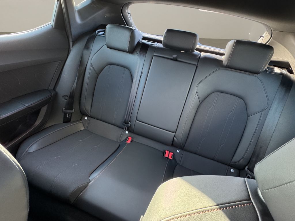 Fahrzeugabbildung CUPRA Leon 1.5 eTSI DSG