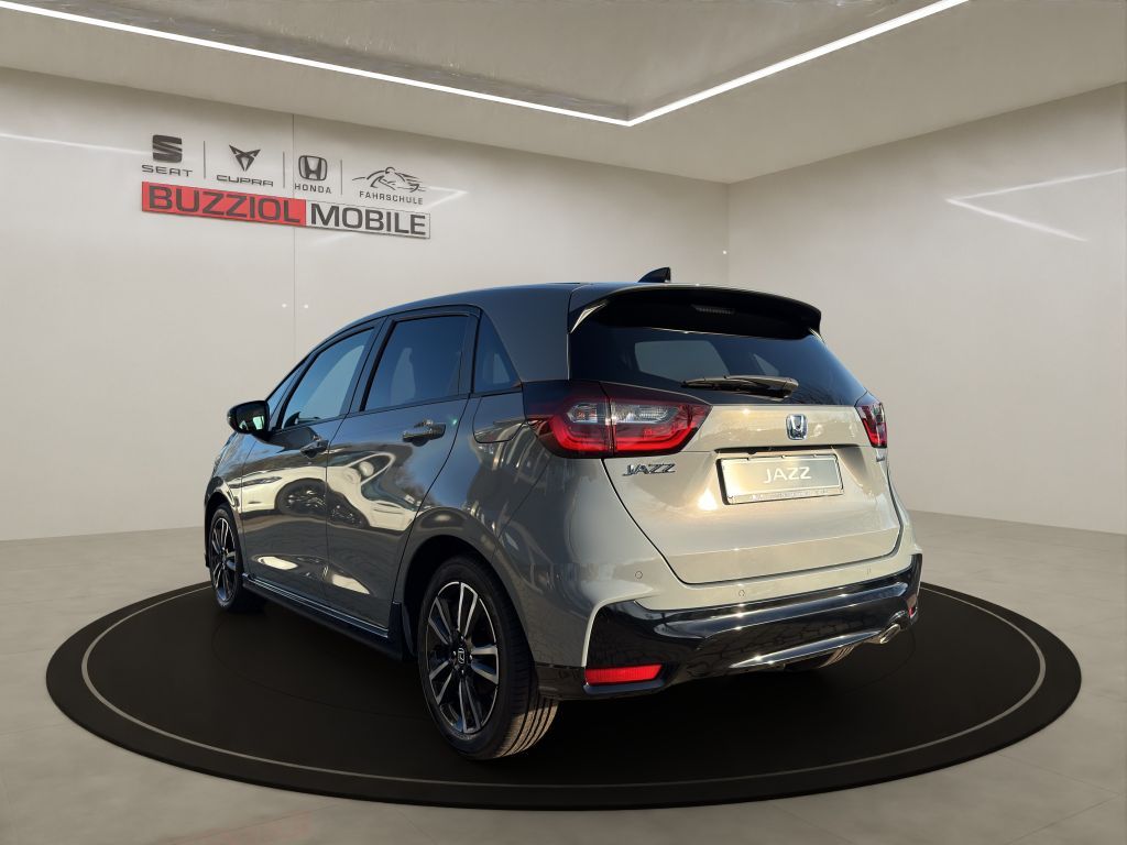 Fahrzeugabbildung Honda Jazz e:HEV 1.5 i-MMD Hybrid Advance Sport (GR)
