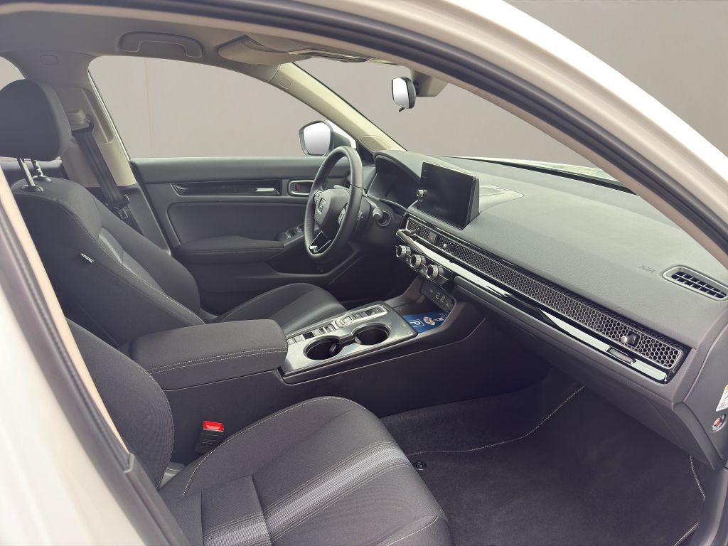 Fahrzeugabbildung Honda Civic e:HEV 2.0 i-MMD Hybrid Elegance (FE)