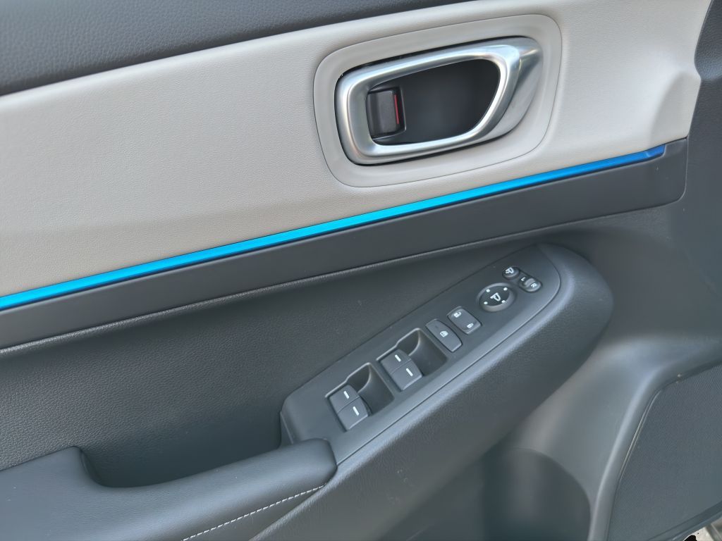 Fahrzeugabbildung Honda HR-V e:HEV 1.5 i-MMD Hybrid Advance Style (RV/RV