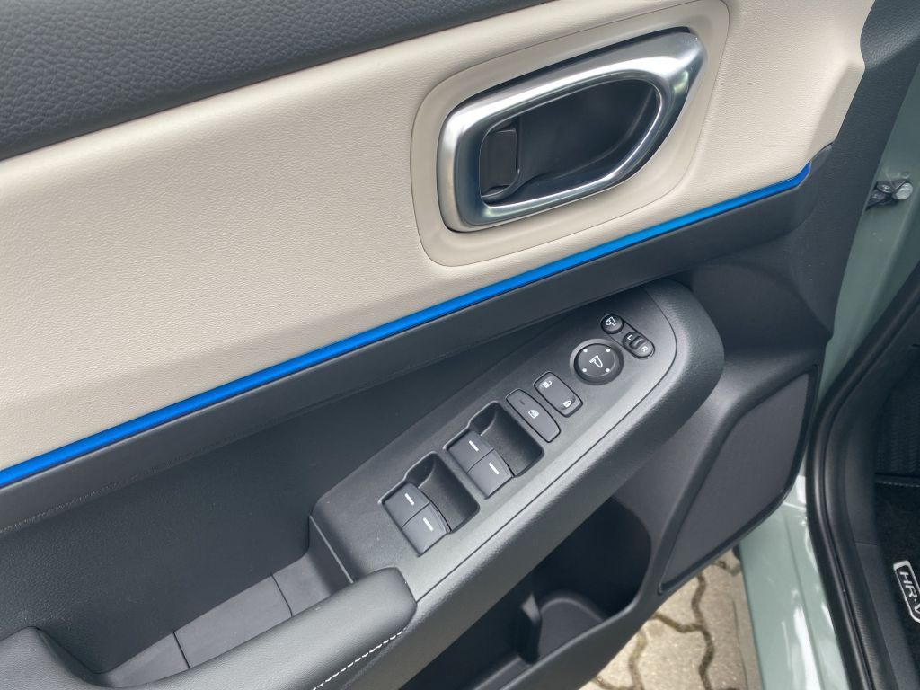 Fahrzeugabbildung Honda HR-V e:HEV 1.5 i-MMD Hybrid Advance Style Plus (