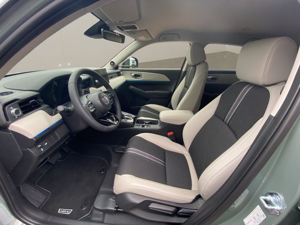 Fahrzeugabbildung Honda HR-V e:HEV 1.5 i-MMD Hybrid Advance Style Plus (