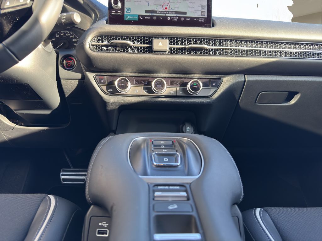 Fahrzeugabbildung Honda ZR-V e:HEV 2.0 i-MMD Hybrid Sport