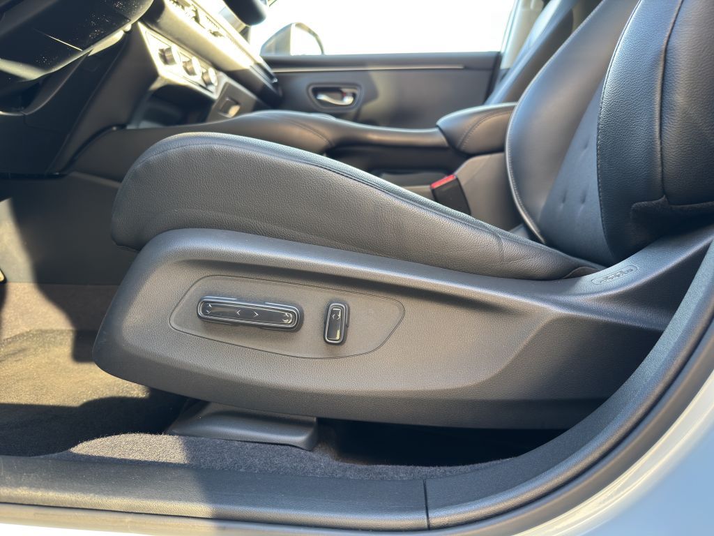 Fahrzeugabbildung Honda ZR-V e:HEV 2.0 i-MMD Hybrid Sport