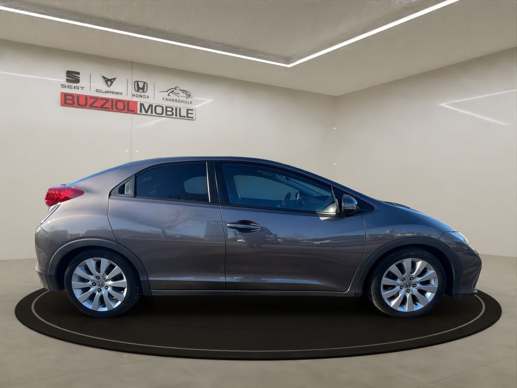 Fahrzeugabbildung Honda Civic 1.8 i-VTEC Lifestyle