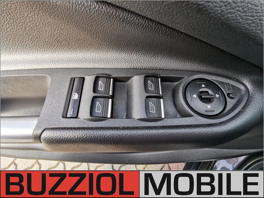 Fahrzeugabbildung Ford Kuga 1.5 EcoBoost 4x4 Aut. ST-Line