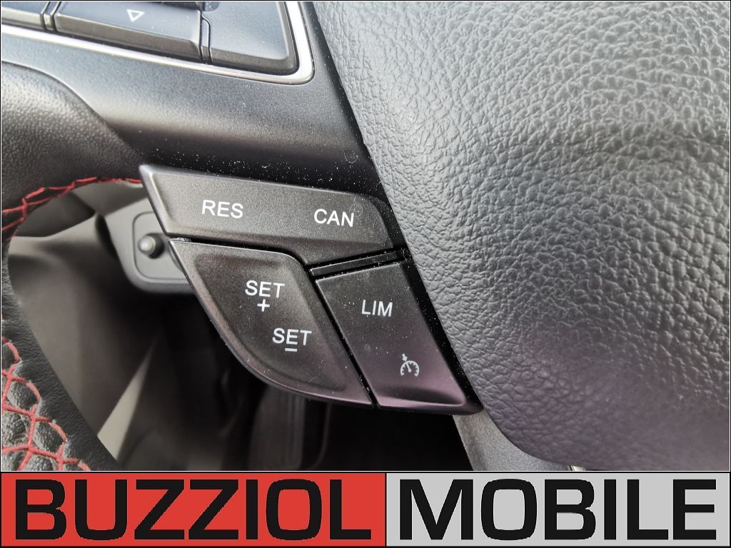 Fahrzeugabbildung Ford Kuga 1.5 EcoBoost 4x4 Aut. ST-Line