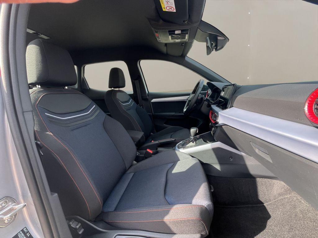 Fahrzeugabbildung SEAT Arona 1.5 TSI OPF DSG FR