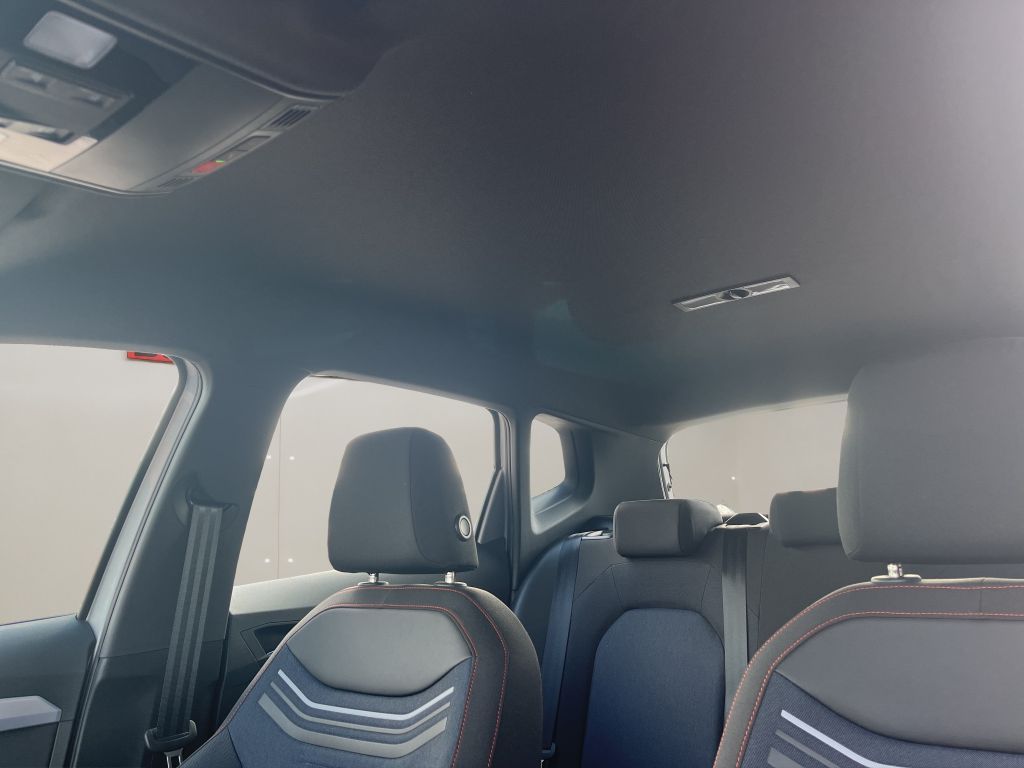 Fahrzeugabbildung SEAT Arona 1.5 TSI OPF DSG FR