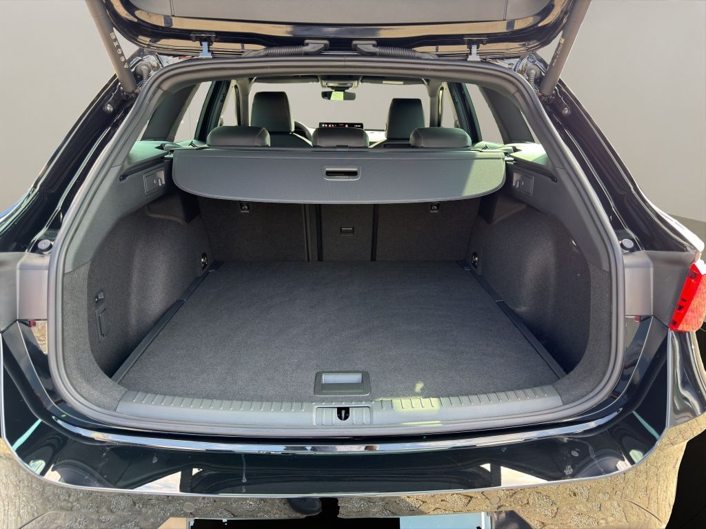 Fahrzeugabbildung CUPRA Leon Sportstourer 1.5 eTSI DSG