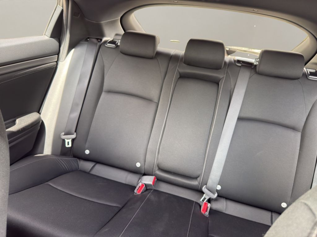 Fahrzeugabbildung Honda Civic 1.0 i-VTEC Turbo Elegance