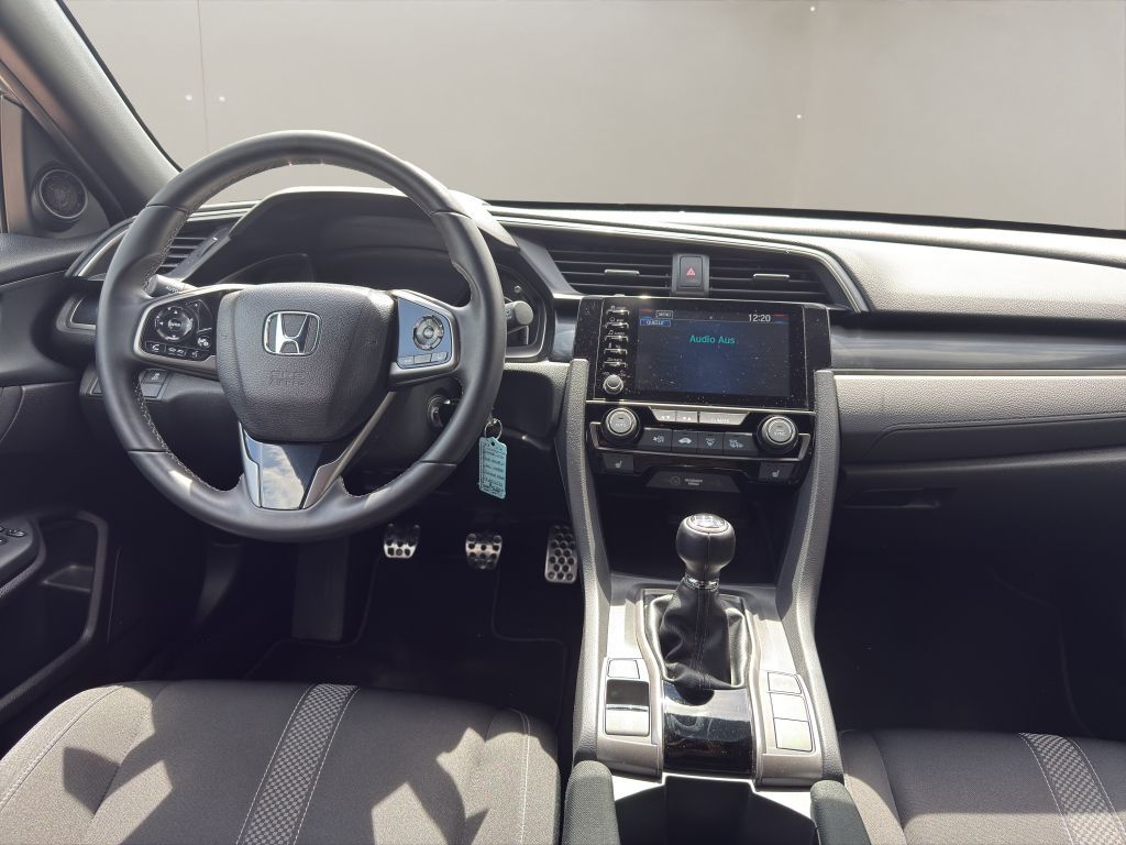 Fahrzeugabbildung Honda Civic 1.0 i-VTEC Turbo Elegance