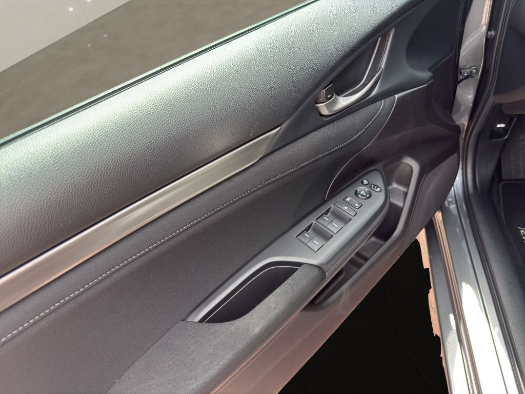 Fahrzeugabbildung Honda Civic 1.0 i-VTEC Turbo Elegance