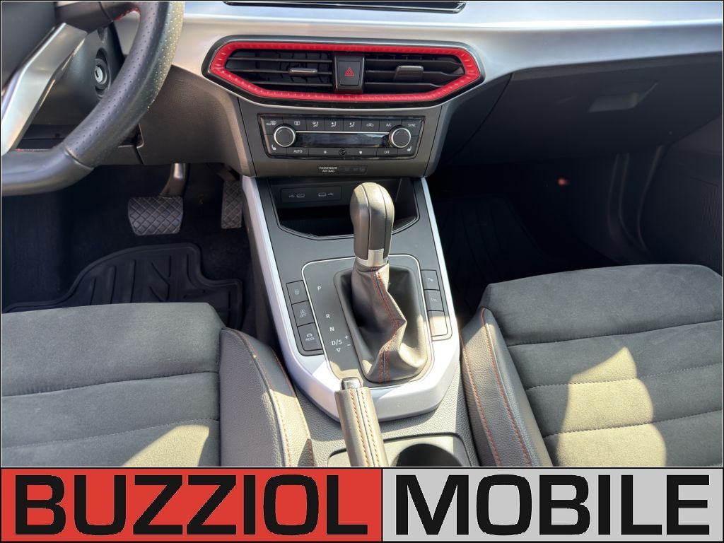 Fahrzeugabbildung SEAT Arona 1.0 TSI OPF DSG FR
