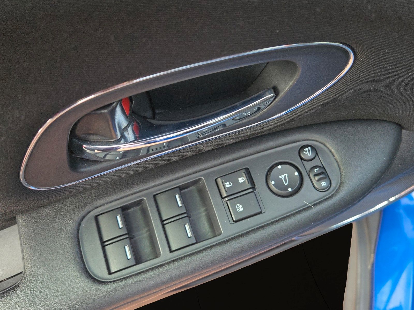 Fahrzeugabbildung Honda HR-V Elegance