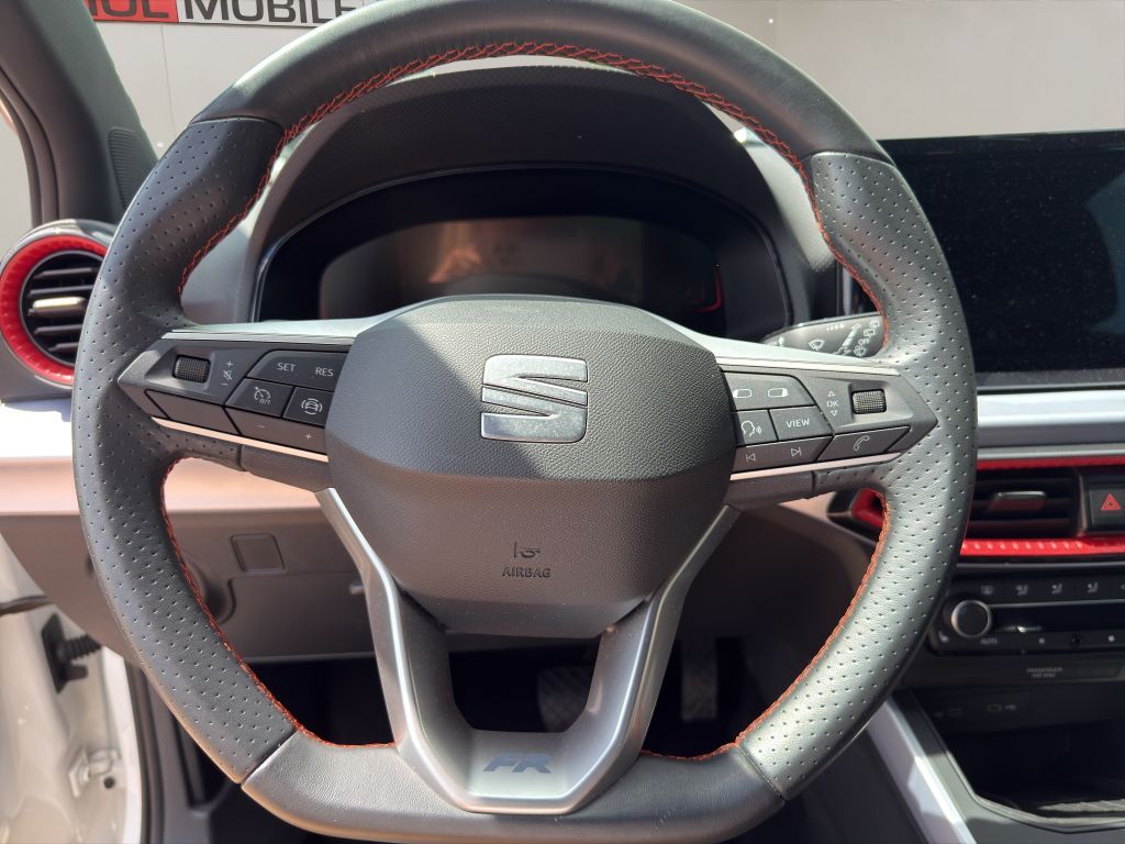 Fahrzeugabbildung SEAT Arona 1.0 TSI OPF DSG FR