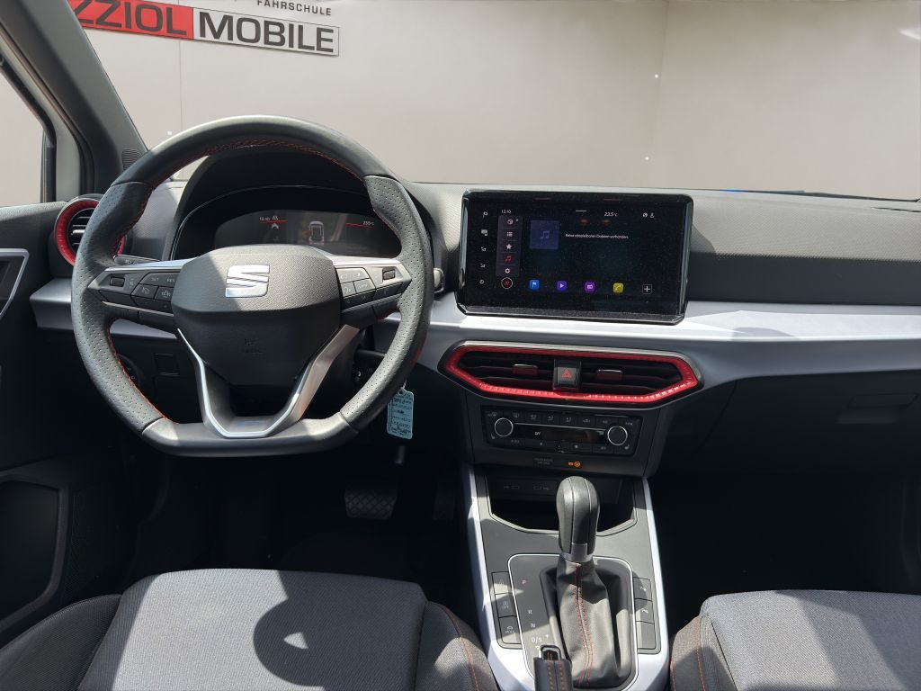 Fahrzeugabbildung SEAT Arona 1.0 TSI OPF DSG FR