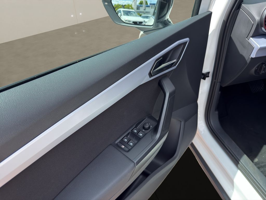 Fahrzeugabbildung SEAT Arona 1.0 TSI OPF DSG FR