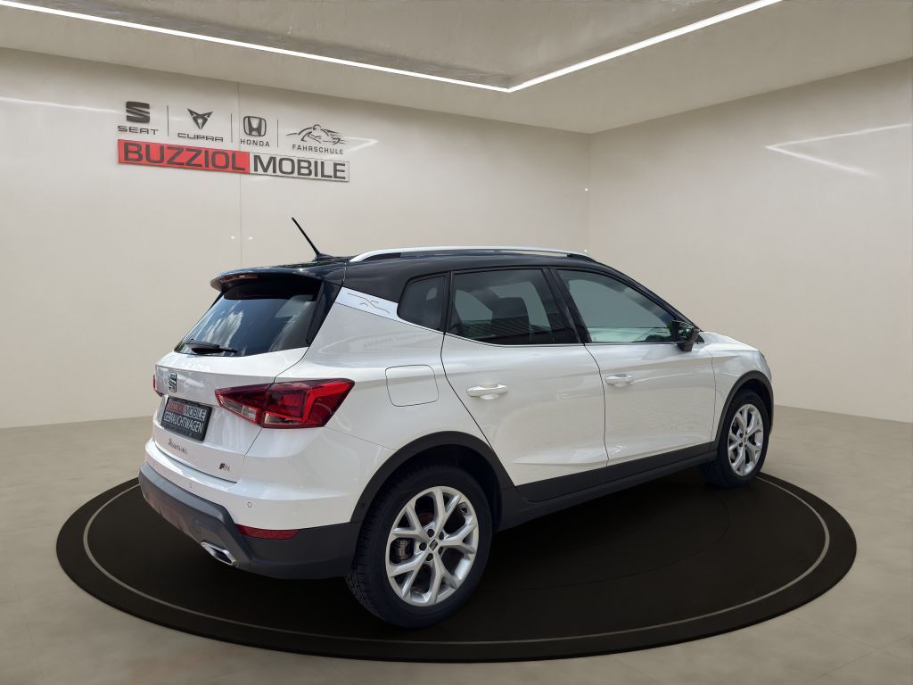 Fahrzeugabbildung SEAT Arona 1.0 TSI OPF DSG FR