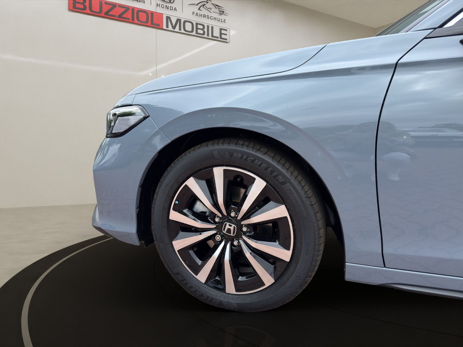 Fahrzeugabbildung Honda Civic e:HEV 2.0 i-MMD Hybrid Elegance (FE)