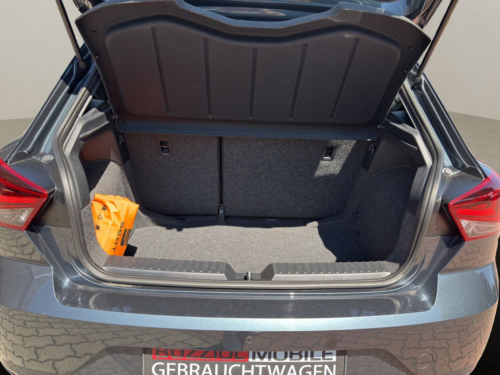 Fahrzeugabbildung SEAT Ibiza FR Pro Black Edition